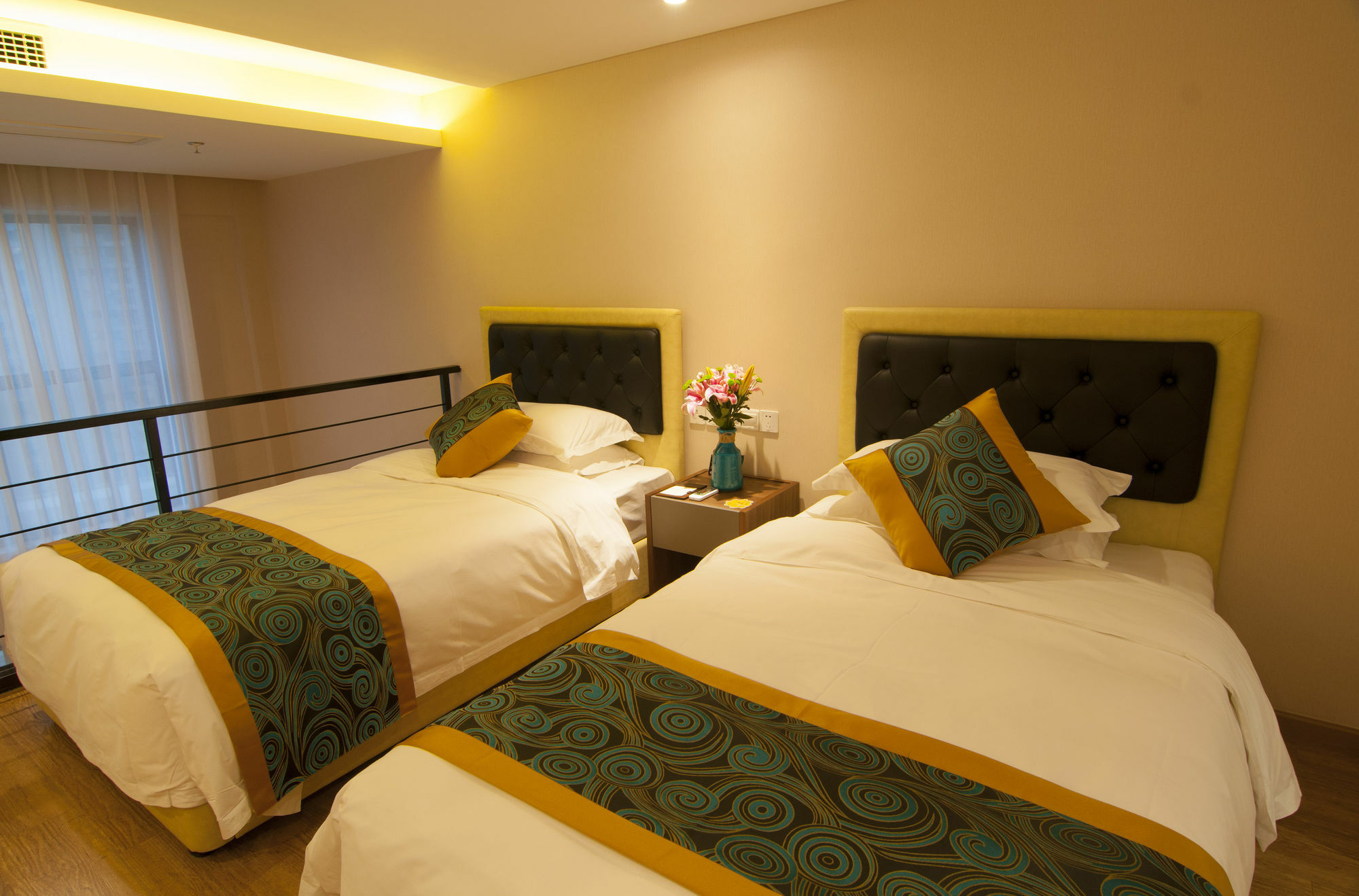 ווהאן Home Plus Suite Hotel And Apartment מראה חיצוני תמונה