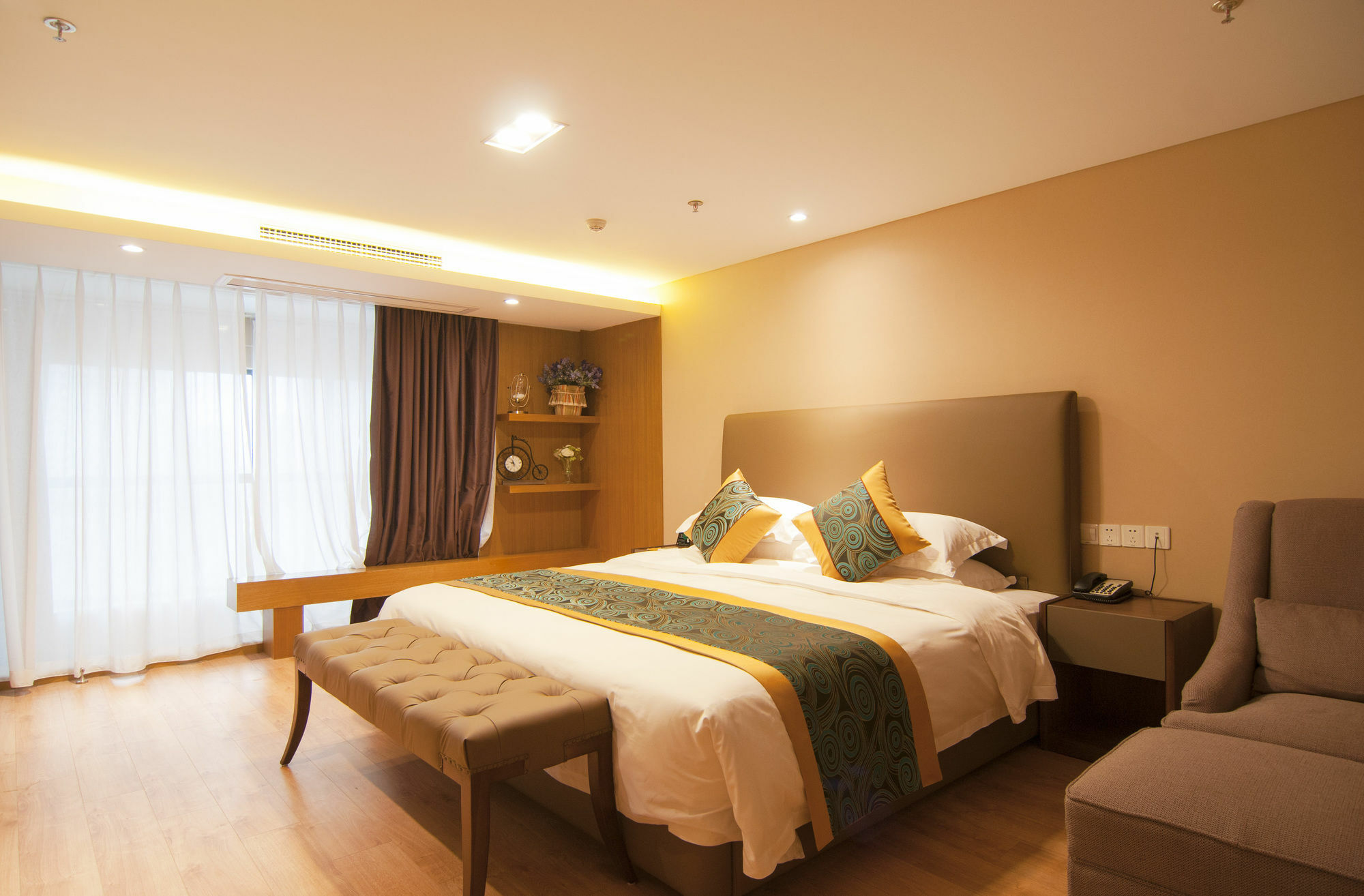 ווהאן Home Plus Suite Hotel And Apartment מראה חיצוני תמונה